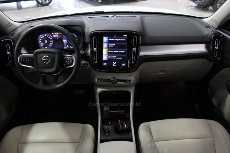 XC 40 1.5 T5 RECHARGE INSCRIPTION EXPRESSION HÍBRIDO 4P AUTOMÁTICO - 2022 - CAXIAS DO SUL