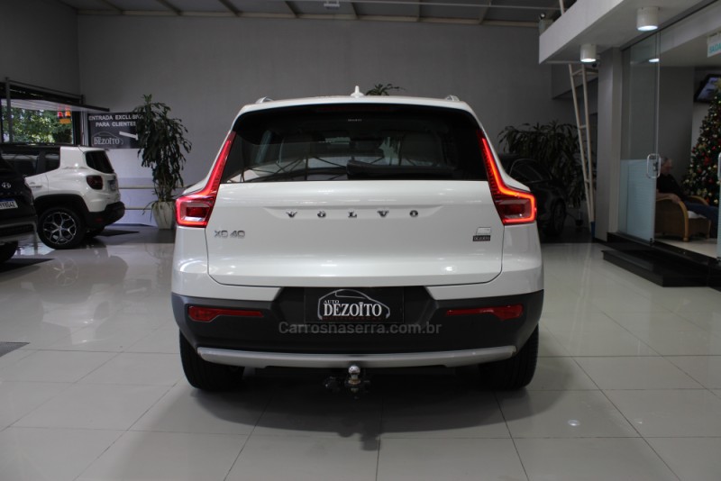 XC 40 1.5 T5 RECHARGE INSCRIPTION EXPRESSION HÍBRIDO 4P AUTOMÁTICO - 2022 - CAXIAS DO SUL