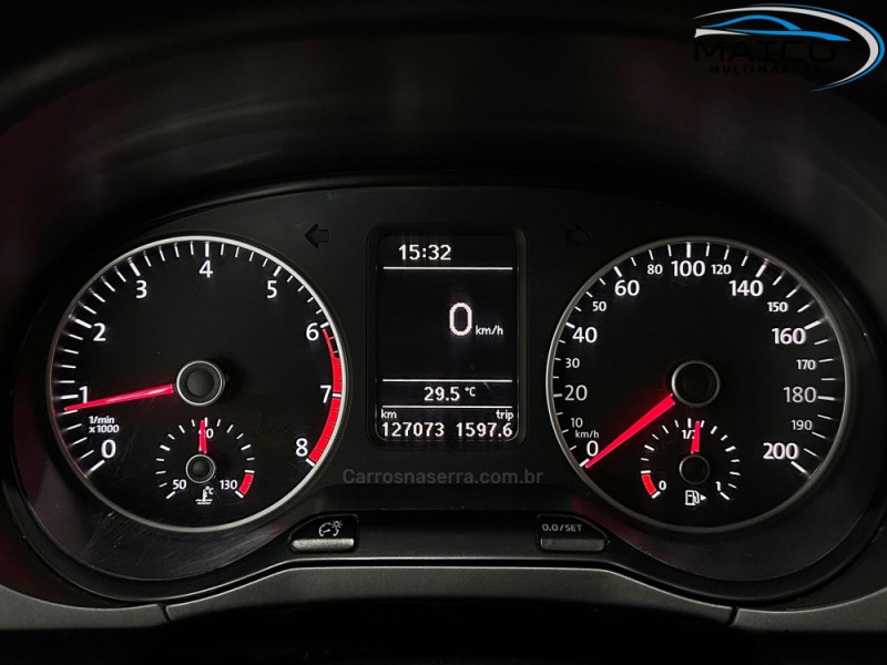 FOX 1.0 MI COMFORTLINE 8V FLEX 4P MANUAL - 2015 - NOVO HAMBURGO