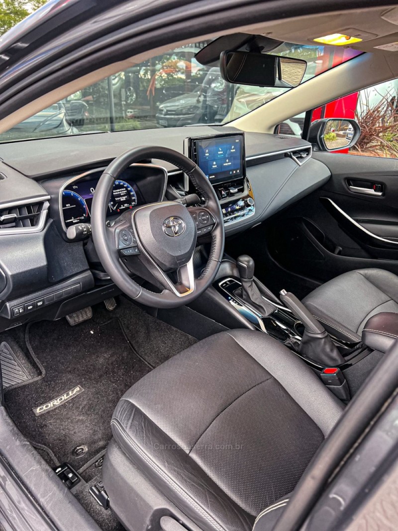 COROLLA 2.0 XEI 16V FLEX 4P AUTOMÁTICO - 2024 - CANELA