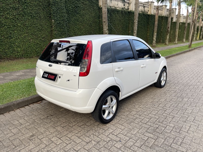 FIESTA 1.6 MPI CLASS HATCH 8V FLEX 4P MANUAL - 2013 - CAXIAS DO SUL