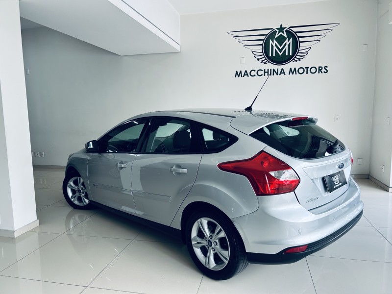 FOCUS 1.6 SE HATCH 16V FLEX 4P AUTOMÁTICO - 2015 - CAXIAS DO SUL