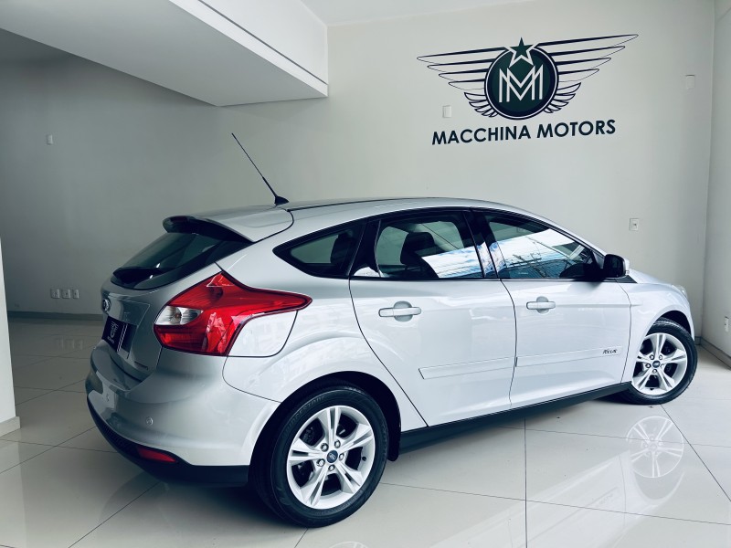 FOCUS 1.6 SE HATCH 16V FLEX 4P AUTOMÁTICO - 2015 - CAXIAS DO SUL