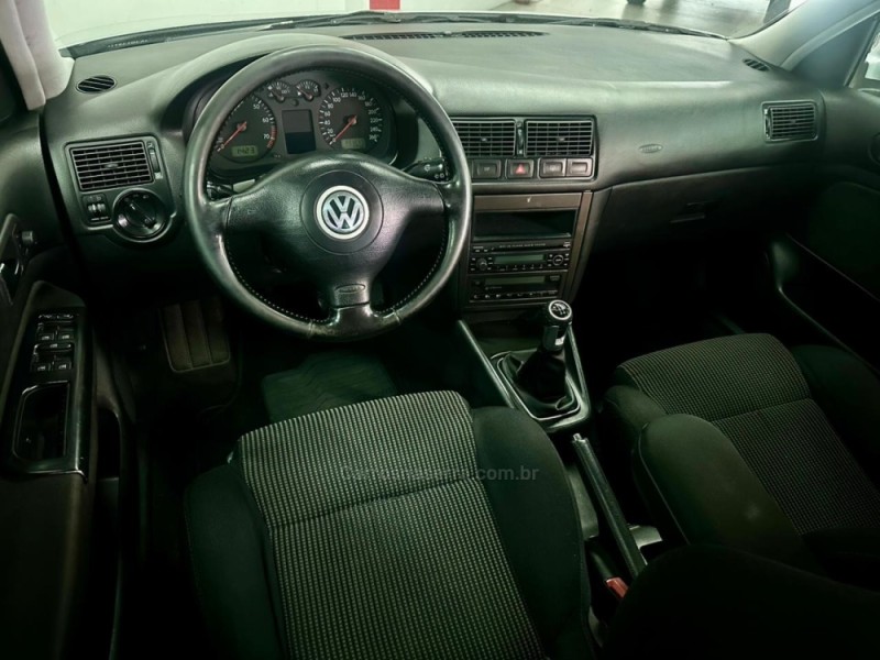 GOLF 1.8 MI GTI 20V 193CV TURBO GASOLINA 4P MANUAL - 2006 - CAXIAS DO SUL