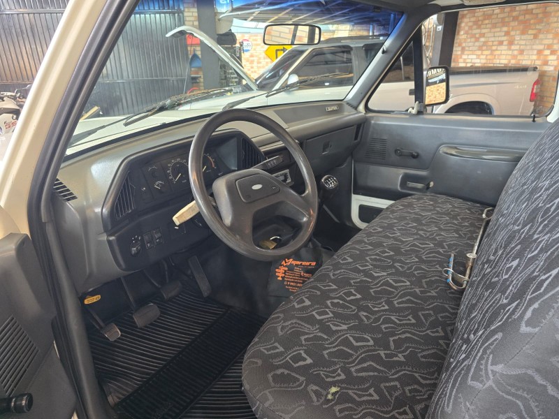 F-1000 3.6 SUPER CS GASOLINA 2P MANUAL - 1993 - FARROUPILHA
