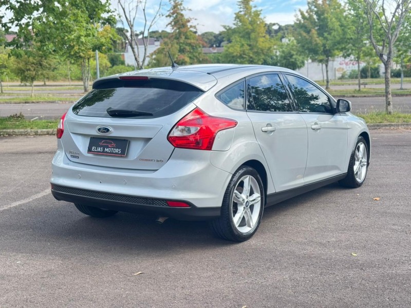 FOCUS 2.0 SE PLUS 16V FLEX 4P AUTOMÁTICO - 2015 - BENTO GONçALVES