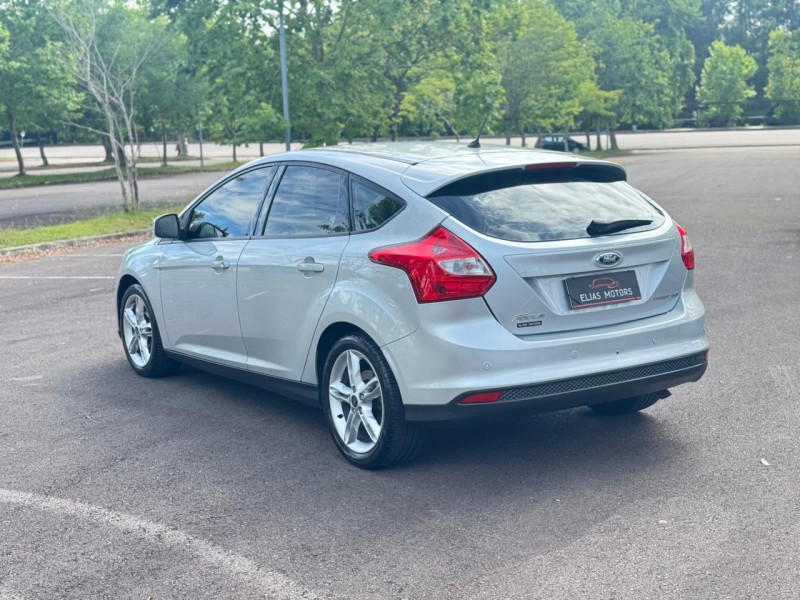 FOCUS 2.0 SE PLUS 16V FLEX 4P AUTOMÁTICO - 2015 - BENTO GONçALVES