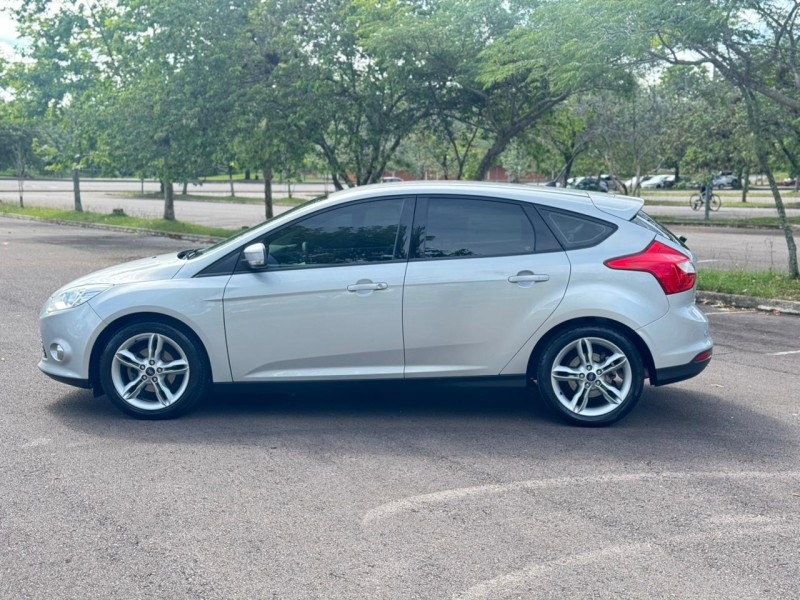 FOCUS 2.0 SE PLUS 16V FLEX 4P AUTOMÁTICO - 2015 - BENTO GONçALVES