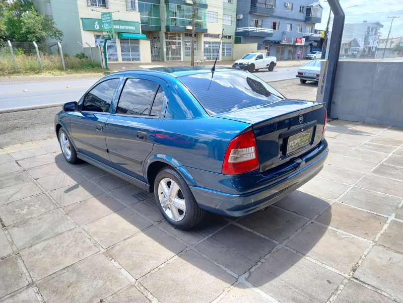 ASTRA 2.0 MPFI GLS SEDAN 8V GASOLINA 4P MANUAL - 1999 - VACARIA