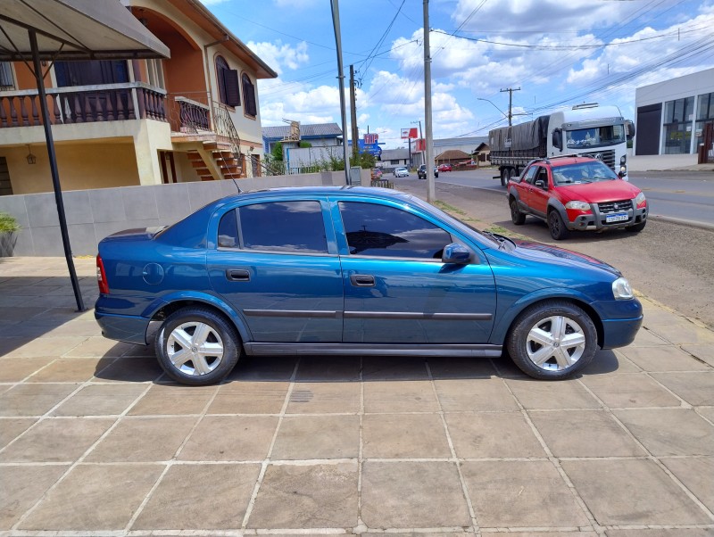 ASTRA 2.0 MPFI GLS SEDAN 8V GASOLINA 4P MANUAL - 1999 - VACARIA