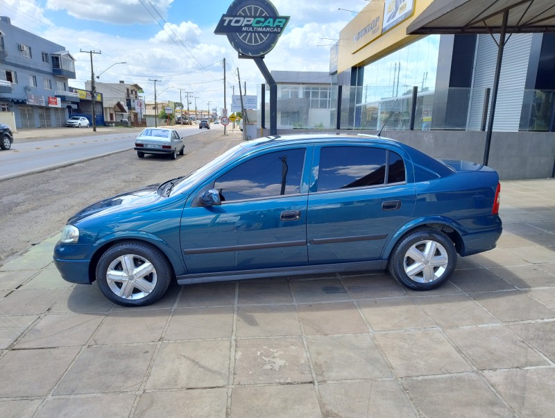ASTRA 2.0 MPFI GLS SEDAN 8V GASOLINA 4P MANUAL - 1999 - VACARIA