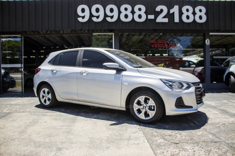 ONIX 1.0 LT 12V FLEX 4P MANUAL - 2020 - NOVO HAMBURGO