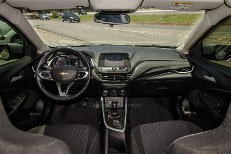 ONIX 1.0 LT 12V FLEX 4P MANUAL - 2020 - NOVO HAMBURGO
