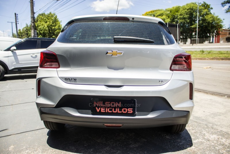 ONIX 1.0 LT 12V FLEX 4P MANUAL - 2020 - NOVO HAMBURGO