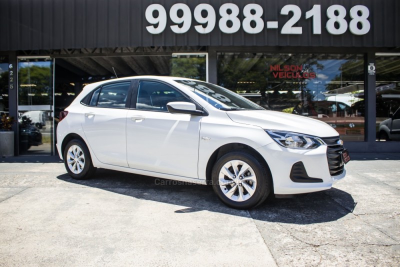 ONIX 1.0 LT 12V TURBO FLEX 4P MANUAL - 2023 - NOVO HAMBURGO