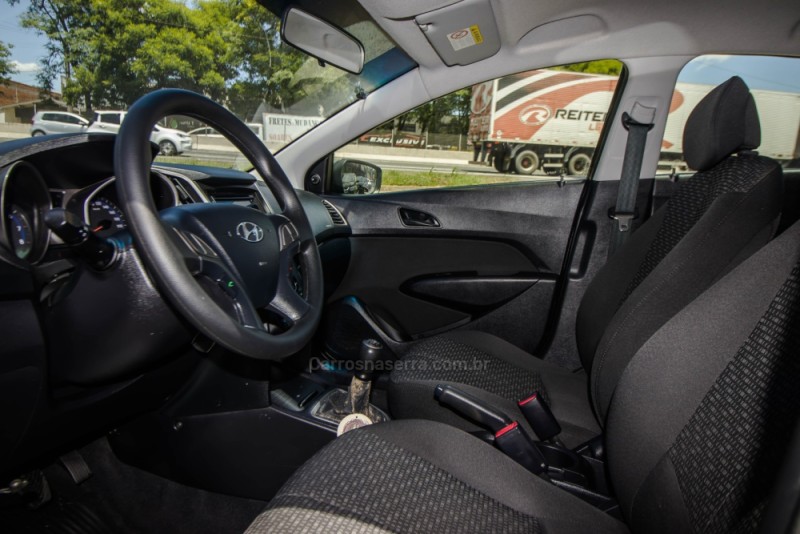 HB20 1.0 COMFORT 12V FLEX 4P MANUAL - 2017 - NOVO HAMBURGO