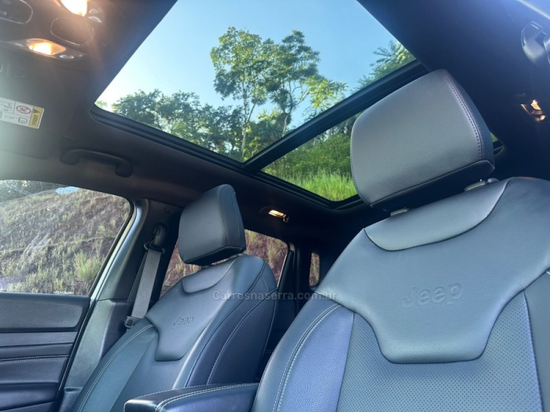 COMPASS 1.3 SERIE S T270 16V TURBO FLEX 4P AUTOMÁTICO - 2023 - TAPEJARA