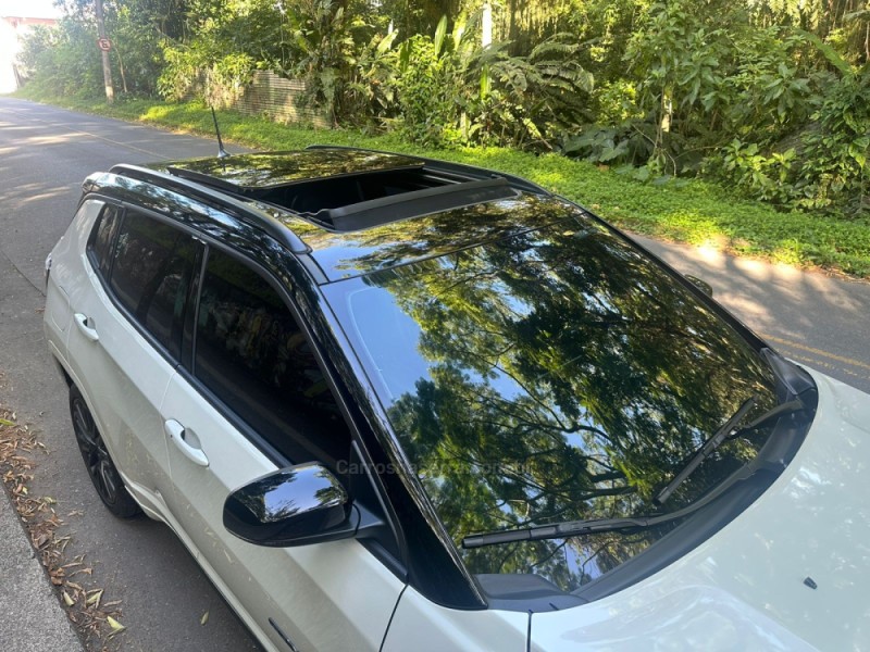 COMPASS 1.3 SERIE S T270 16V TURBO FLEX 4P AUTOMÁTICO - 2023 - TAPEJARA