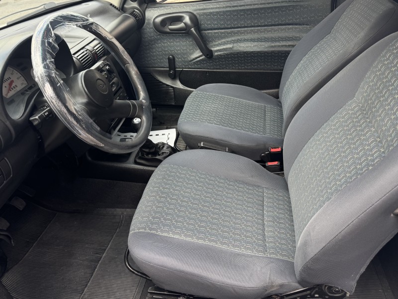 CORSA 1.0 MPF WIND 8V GASOLINA 2P MANUAL - 2001 - CAXIAS DO SUL