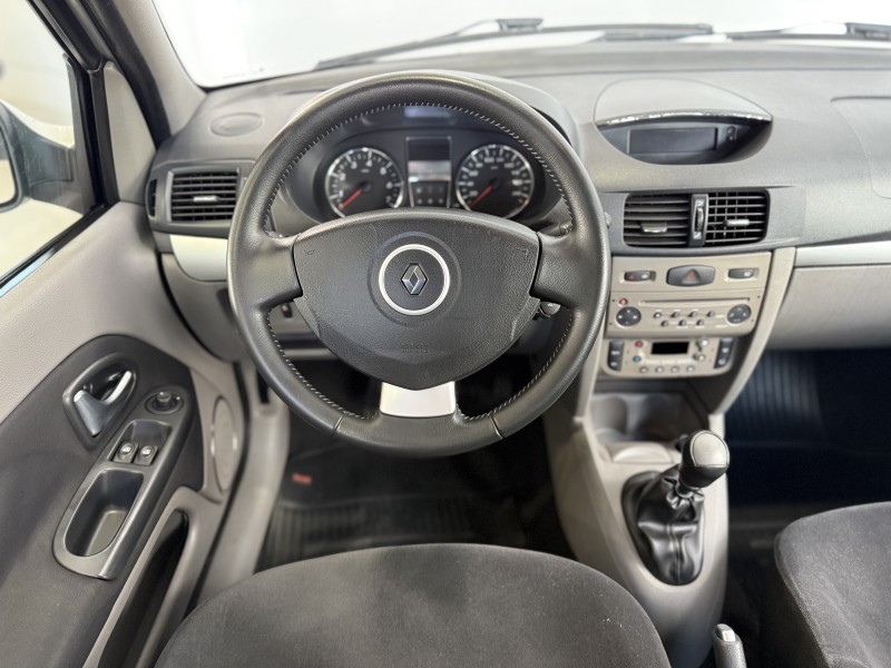 SYMBOL 1.6 PRIVILÈGE 16V FLEX 4P MANUAL - 2013 - CAXIAS DO SUL