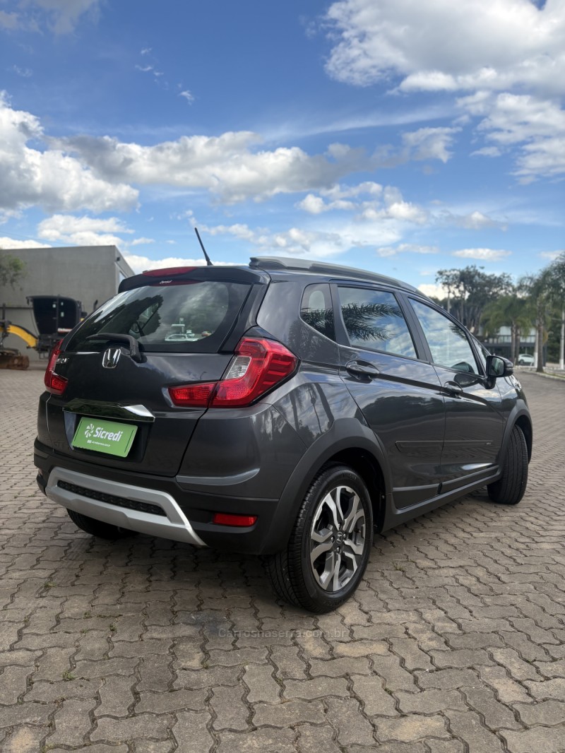 WRV 1.5 LX 16V FLEXONE GASOLINA 5P AUTOMÁTICO - 2018 - GARIBALDI