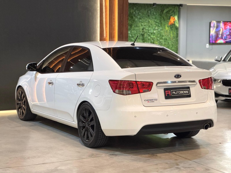 CERATO 1.6 SX3 16V GASOLINA 4P AUTOMÁTICO - 2013 - NOVO HAMBURGO