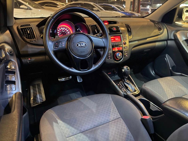 CERATO 1.6 SX3 16V GASOLINA 4P AUTOMÁTICO - 2013 - NOVO HAMBURGO