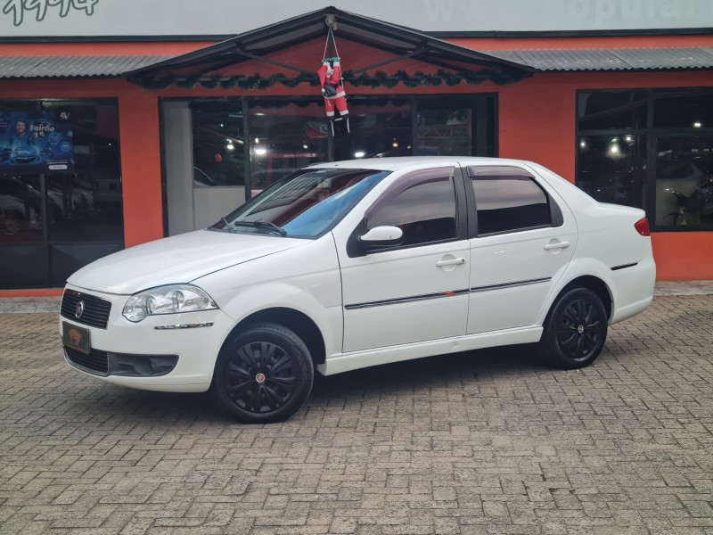 SIENA 1.0 MPI ELX 8V GASOLINA 4P MANUAL - 2010 - CANELA