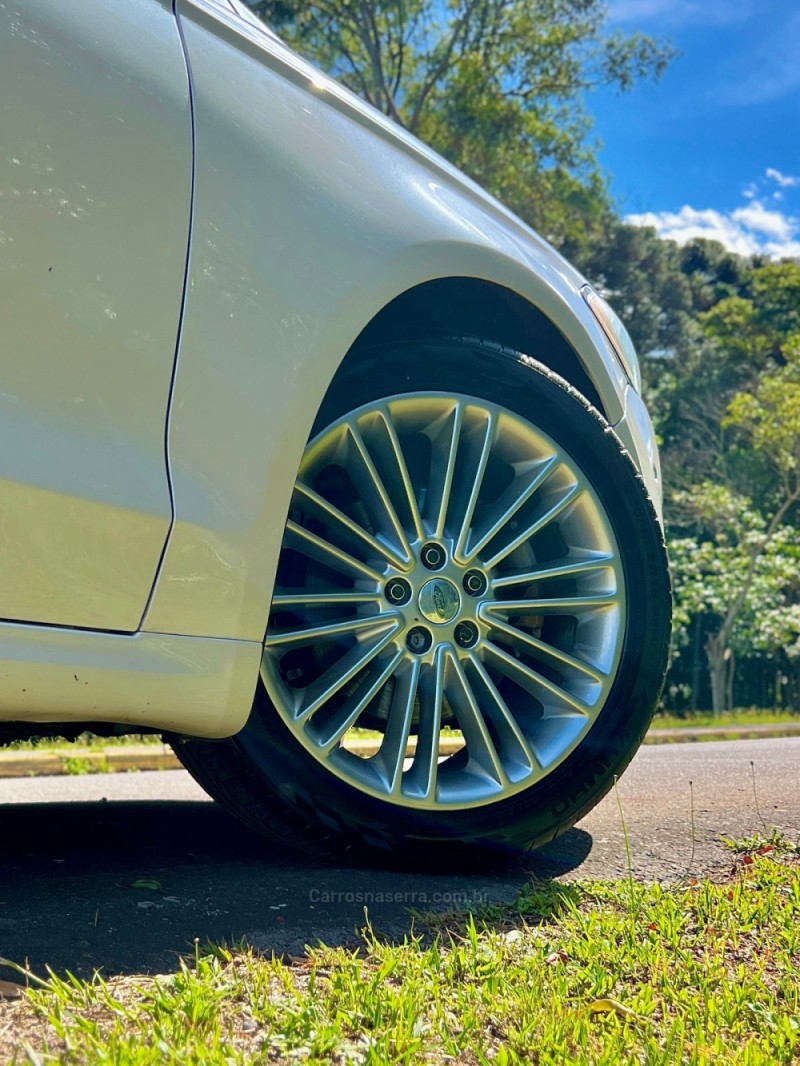 FUSION 2.0 TITANIUM AWD 16V GASOLINA 4P AUTOMÁTICO - 2014 - BENTO GONçALVES