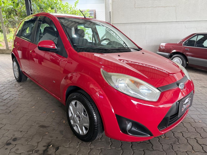 FIESTA 1.0 MPI CLASS HATCH 8V FLEX 4P MANUAL - 2014 - CAXIAS DO SUL