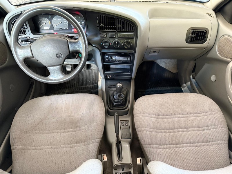 LOGUS 1.8 GL 8V GASOLINA 2P MANUAL - 1994 - CAXIAS DO SUL