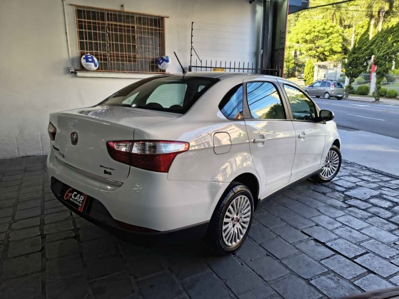 GRAND SIENA 1.4 MPI ATTRACTIVE 8V FLEX 4P MANUAL - 2015 - CAXIAS DO SUL