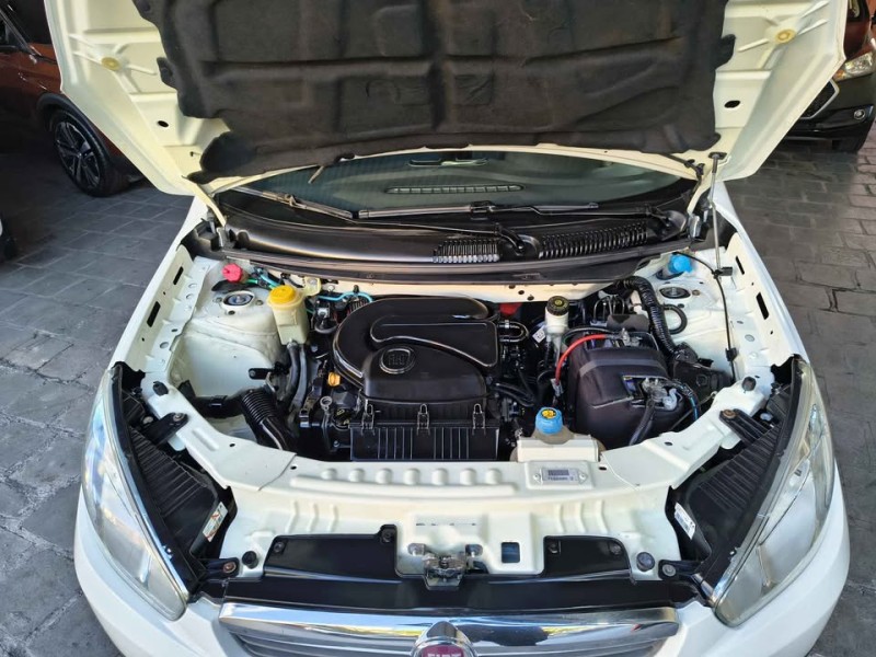 GRAND SIENA 1.4 MPI ATTRACTIVE 8V FLEX 4P MANUAL - 2015 - CAXIAS DO SUL