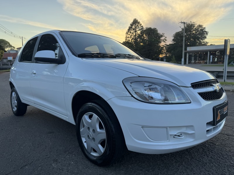CELTA 1.0 MPFI LT 8V FLEX 4P MANUAL - 2013 - DOIS IRMãOS