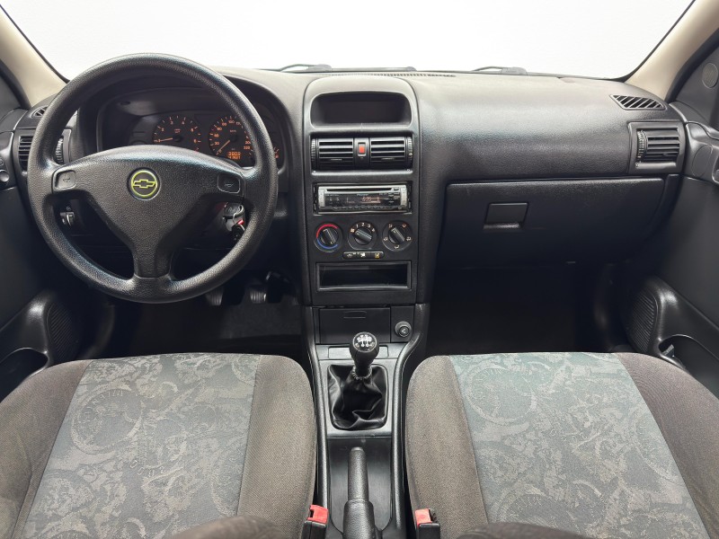 ASTRA 1.8 MPFI MILLENIUM II SEDAN 8V GASOLINA 4P MANUAL - 2000 - CAXIAS DO SUL