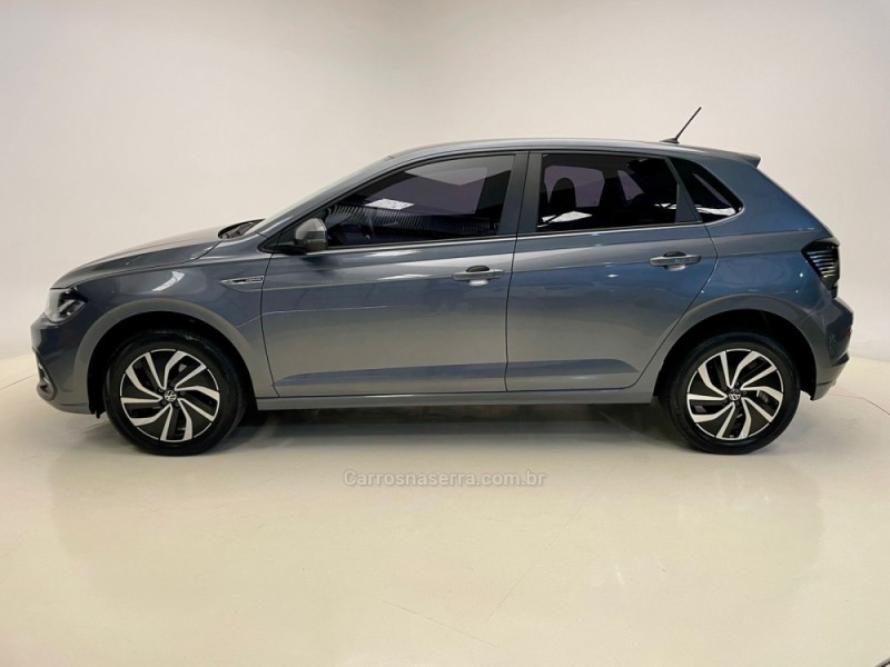 POLO 1.0	200 TSI HIGHLINE AUTOMÁTICO  - 2023 - SANTA CRUZ DO SUL