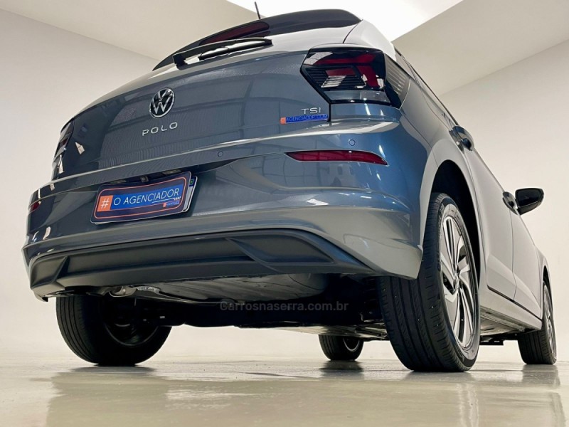 POLO 1.0	200 TSI HIGHLINE AUTOMÁTICO  - 2023 - SANTA CRUZ DO SUL