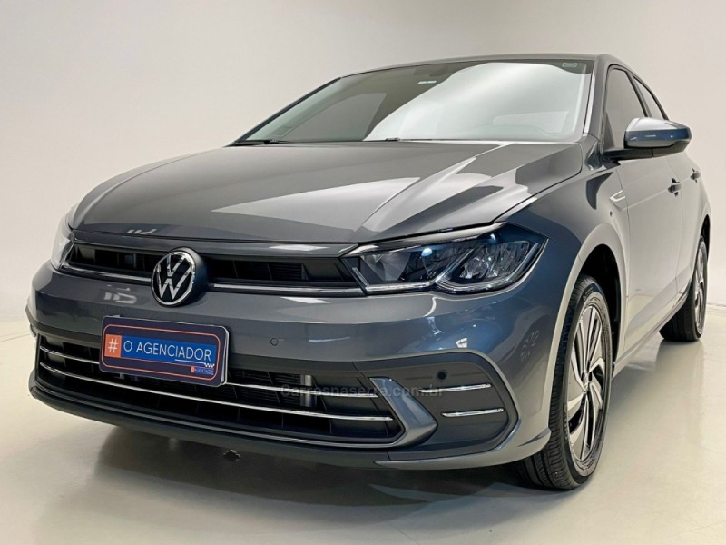 POLO 1.0	200 TSI HIGHLINE AUTOMÁTICO  - 2023 - SANTA CRUZ DO SUL