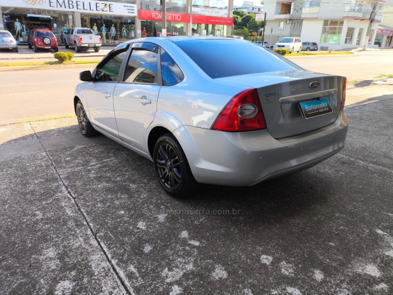 FOCUS 1.6 GLX SEDAN 16V FLEX 4P MANUAL - 2012 - GUAPORé