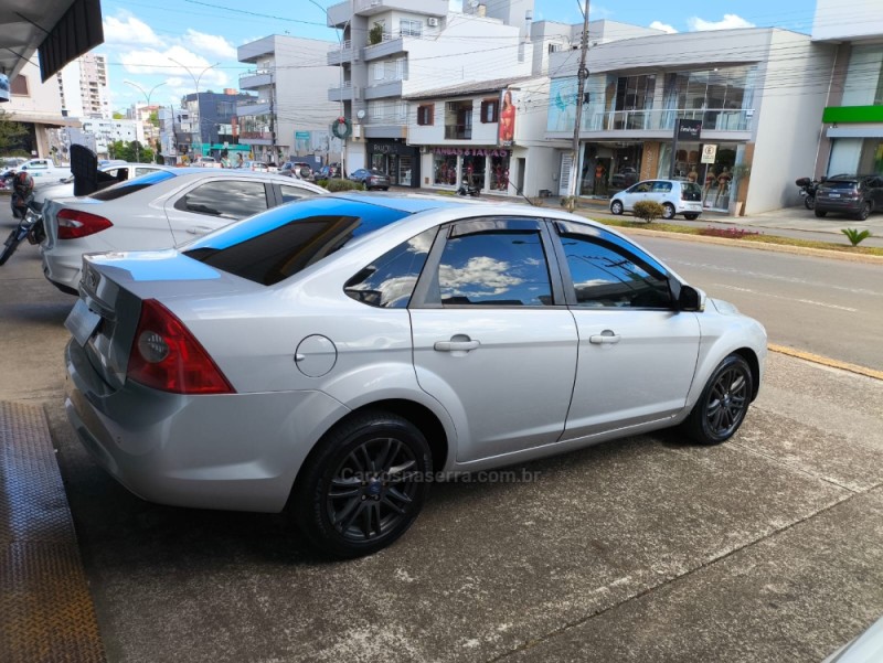 FOCUS 1.6 GLX SEDAN 16V FLEX 4P MANUAL - 2012 - GUAPORé