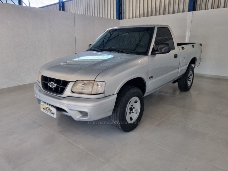 S10 2.2 MPFI STD 4X2 CS 8V GASOLINA 2P MANUAL - 2000 - VACARIA