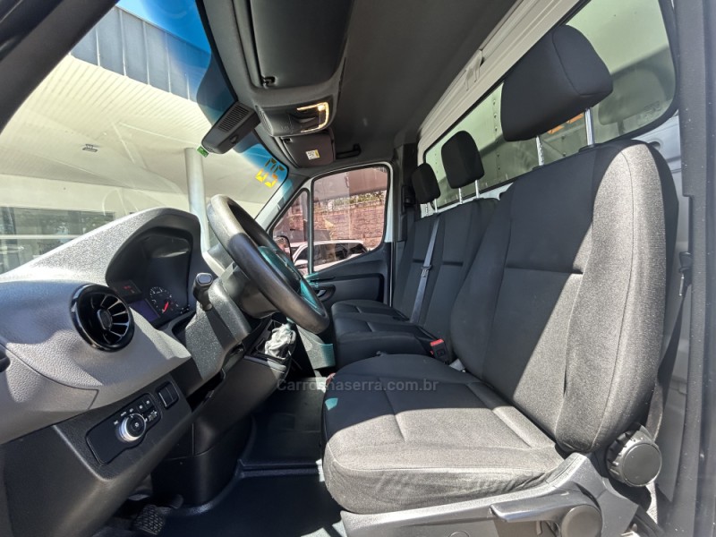 SPRINTER 2.2 CHASSI 416 LONGO TURBO DIESEL 3P MANUAL - 2020 - FARROUPILHA