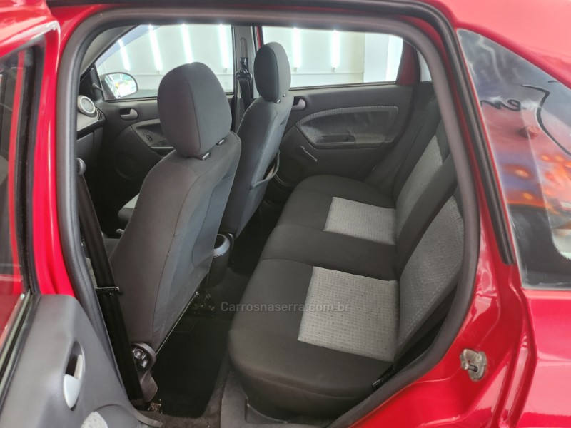 FIESTA 1.6 ROCAM SEDAN 8V FLEX 4P MANUAL - 2012 - VERANóPOLIS
