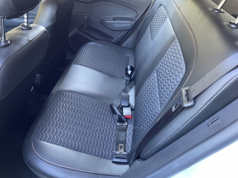 ONIX 1.4 MPFI EFFECT 8V FLEX 4P MANUAL - 2018 - GUAPORé