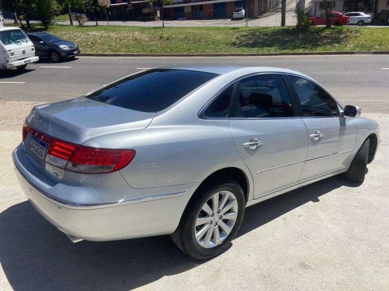 AZERA 3.3 MPFI GLS SEDAN V6 24V GASOLINA 4P AUTOMÁTICO - 2009 - CAXIAS DO SUL