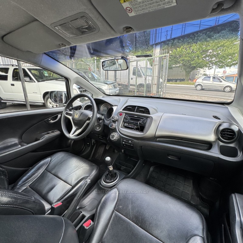 FIT 1.4 LX 8V FLEX 4P MANUAL - 2009 - CAXIAS DO SUL