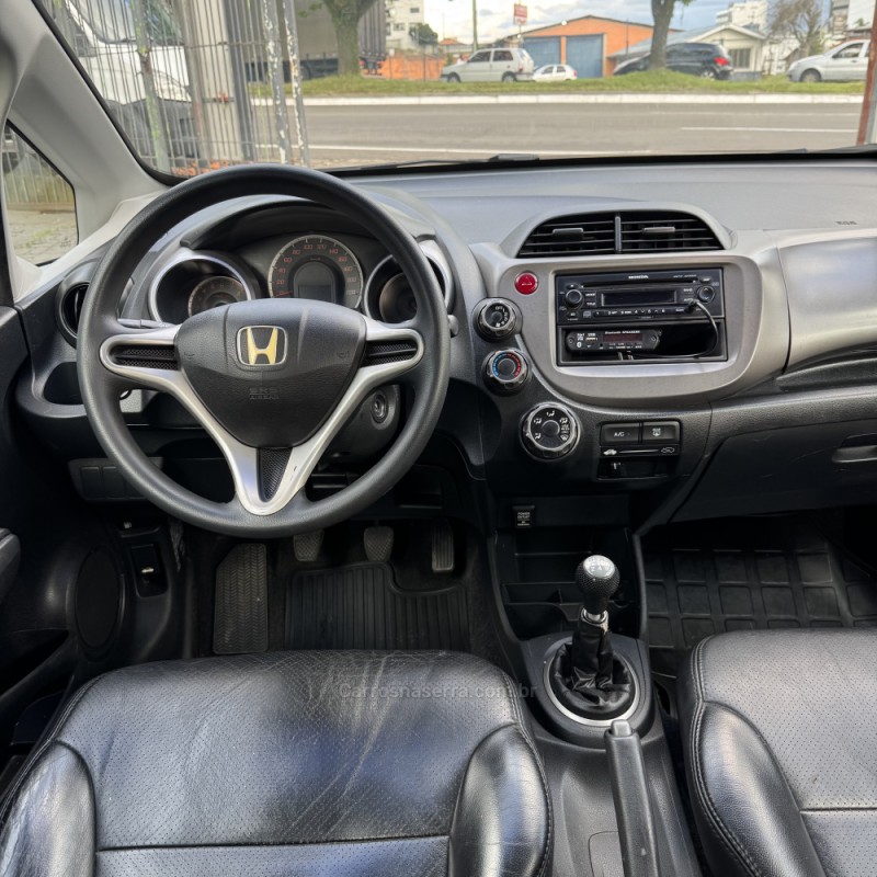 FIT 1.4 LX 8V FLEX 4P MANUAL - 2009 - CAXIAS DO SUL
