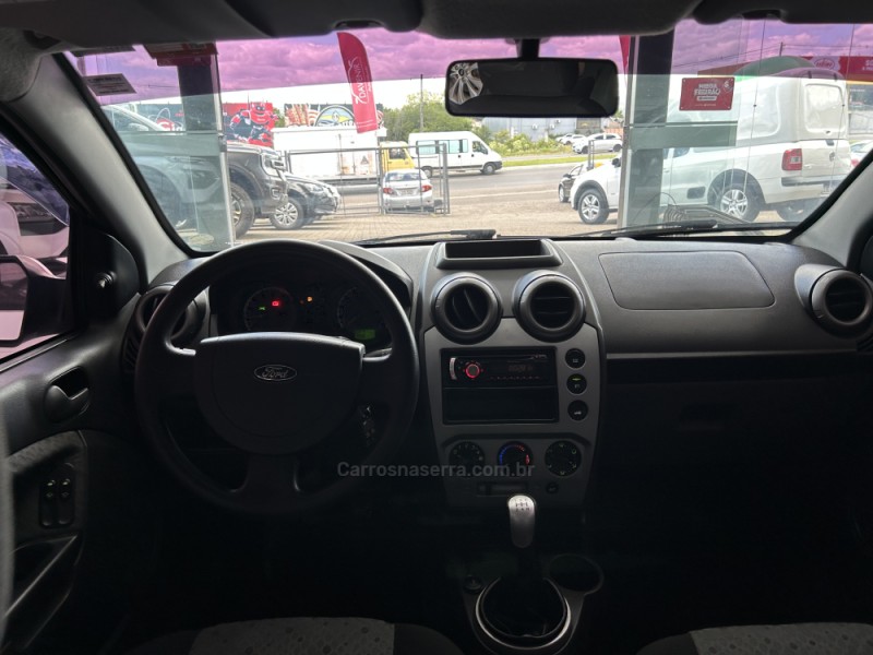 FIESTA 1.6 ROCAM HATCH 8V FLEX 4P MANUAL - 2013 - TAQUARA