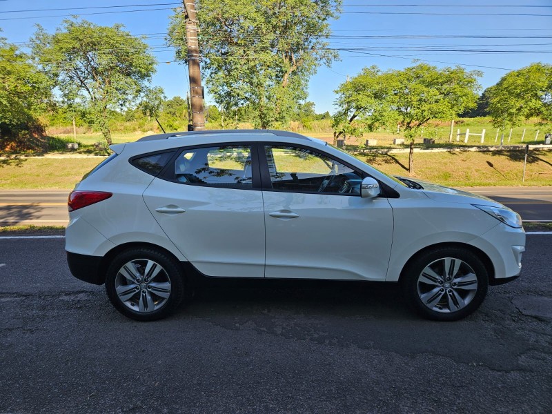 IX35 2.0 MPI 4X2 16V GASOLINA 4P AUTOMÁTICO - 2012 - VENâNCIO AIRES