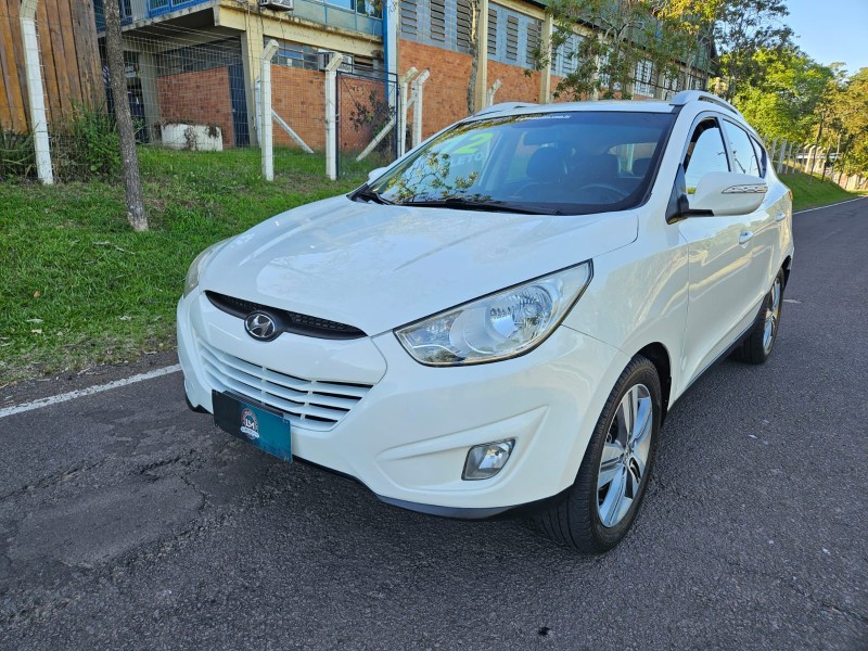 IX35 2.0 MPI 4X2 16V GASOLINA 4P AUTOMÁTICO - 2012 - VENâNCIO AIRES